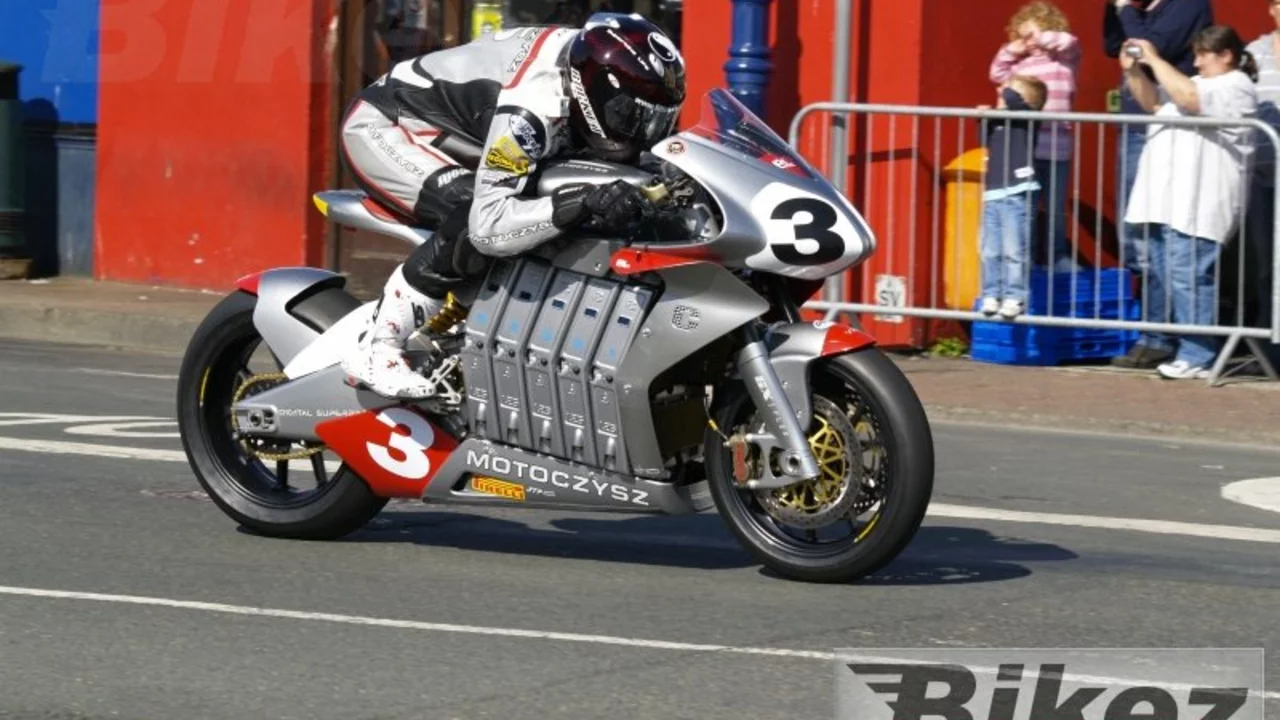 What bikes are used in Isle of Man TT?