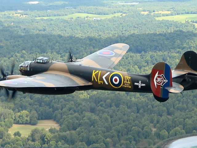 VE Day 80 Flypast Brings WWII Legends and Modern RAF Fighters to London Skies